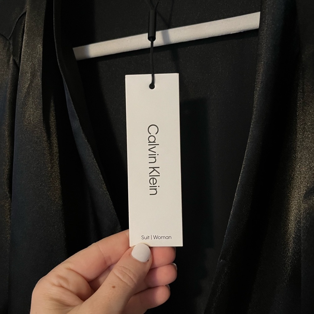 Calvin Klein Plus Size Satin Wrap Blouse NWT - Picture 4 of 7